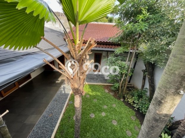Disewakan! Rumah 3 Kamar Tidur &
3 Kamar Mandi di Permata Hijau, Jakarta Selatan Disewakan! Rumah 3 Kamar Tidur &
3 Kamar Mandi di Permata Hijau, Jakarta Selatan