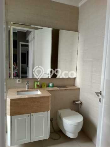 Paling Dicari! Apartemen Premium Dijual di S Parman Punya 4 Bedroom Paling Dicari! Apartemen Premium Dijual di S Parman Punya 4 Bedroom