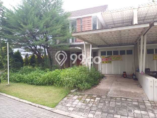 Rumah Modern Cantik 4 KT Bisa Langsung Pindah di Tembalang Rumah Modern Cantik 4 KT Bisa Langsung Pindah di Tembalang