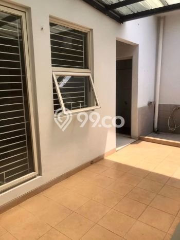 Rumah sewa siap pakai 4 KT di Metland Menteng, Jakarta Timur Rumah sewa siap pakai 4 KT di Metland Menteng, Jakarta Timur