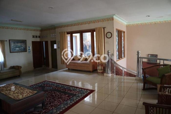 Rumah Modern 6 KT di Pejuang Bekasi Semi Furnished Rumah Modern 6 KT di Pejuang Bekasi Semi Furnished