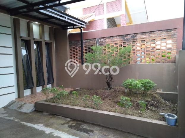 Rumah Luas Asri 3 KT Siap Huni di Buah Batu Bandung Rumah Luas Asri 3 KT Siap Huni di Buah Batu Bandung