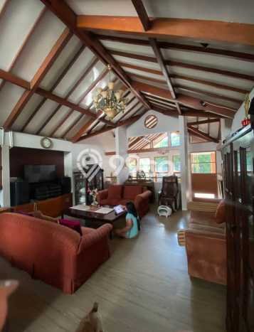 Hunian Elit LB 200m2 Siap Huni Desain Elegan di Dago, Bandung Hunian Elit LB 200m2 Siap Huni Desain Elegan di Dago, Bandung
