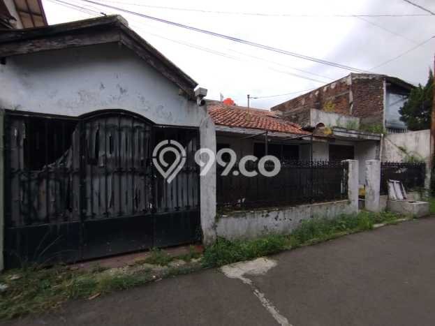 Jual Rumah Eksklusif 3 KT di Buah Batu, Bandung Jual Rumah Eksklusif 3 KT di Buah Batu, Bandung