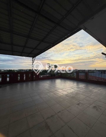 Ruko Dijual di Batam LT 275m2 & LB 375m2 Lokasi Terbaik! Ruko Dijual di Batam LT 275m2 & LB 375m2 Lokasi Terbaik!
