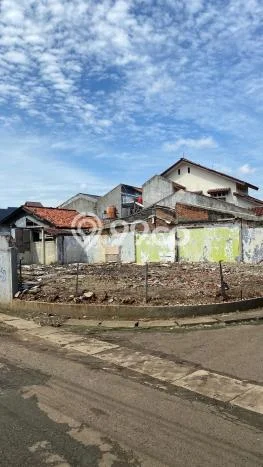 Kavling Tanah untuk Dijual di Petukangan, Jakarta Selatan, Luas 120m2 Kavling Tanah untuk Dijual di Petukangan, Jakarta Selatan, Luas 120m2