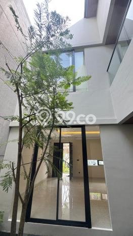 Ready to Use! Premium House LT 162m2 Desain Modern di Surabaya Kota Ready to Use! Premium House LT 162m2 Desain Modern di Surabaya Kota