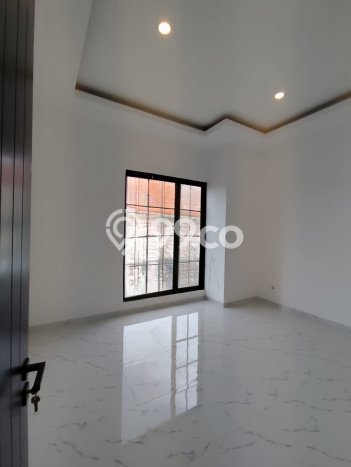 Rumah Luxury Modern Tanpa Renovasi di Surabaya Kota Surabaya Rumah Luxury Modern Tanpa Renovasi di Surabaya Kota Surabaya