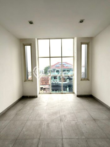 Paling Diincar! Ruko Dijual di Surabaya Kota Harga Kompetitif Paling Diincar! Ruko Dijual di Surabaya Kota Harga Kompetitif