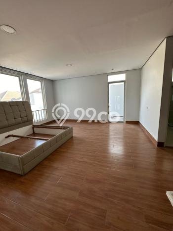 Dijual Rumah Mewah Megah Dengan View Eksklusif di Surabaya Kota, Surabaya Dijual Rumah Mewah Megah Dengan View Eksklusif di Surabaya Kota, Surabaya