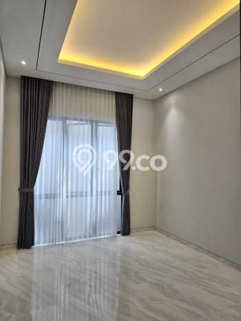 Hunian Mewah LB 205m2 Siap Huni Desain Elegan di Surabaya Kota, Surabaya Hunian Mewah LB 205m2 Siap Huni Desain Elegan di Surabaya Kota, Surabaya