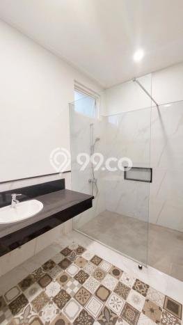 Rumah Elit Modern Siap Huni di Surabaya Kota Surabaya Rumah Elit Modern Siap Huni di Surabaya Kota Surabaya