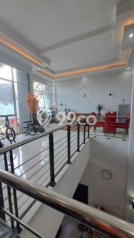 Ready to Use! Luxury House LT 300m2 Desain Elegan di Surabaya Kota Ready to Use! Luxury House LT 300m2 Desain Elegan di Surabaya Kota
