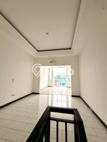 Paling Diincar! Ruko Dijual di Surabaya Kota Harga Kompetitif Paling Diincar! Ruko Dijual di Surabaya Kota Harga Kompetitif