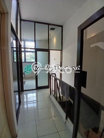 Untuk Dijual Ruko di Medan Satria Bekasi LT 30m2 / LB 60m2 Untuk Dijual Ruko di Medan Satria Bekasi LT 30m2 / LB 60m2
