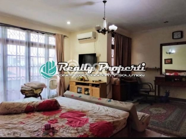 Dijual Rumah Luas Elegan Dengan View Eksklusif di Rawamangun, Jakarta Timur Dijual Rumah Luas Elegan Dengan View Eksklusif di Rawamangun, Jakarta Timur