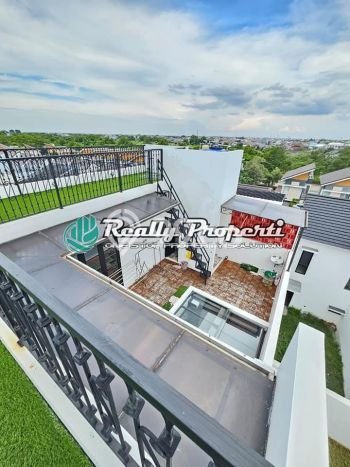 Siap Huni Hunian Elit 4 Kamar di Bekasi Barat Dekat ke Mana Saja Siap Huni Hunian Elit 4 Kamar di Bekasi Barat Dekat ke Mana Saja