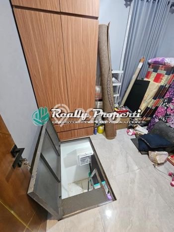 Siap Huni Hunian Elit 4 Kamar di Bekasi Barat Dekat ke Mana Saja Siap Huni Hunian Elit 4 Kamar di Bekasi Barat Dekat ke Mana Saja
