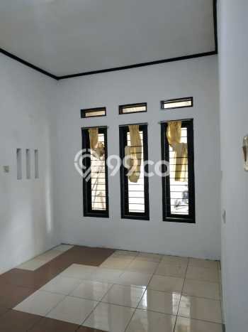 For Sale Hunian Rumah Terawat 4 KT di Taman Kopo Indah, Bandung For Sale Hunian Rumah Terawat 4 KT di Taman Kopo Indah, Bandung