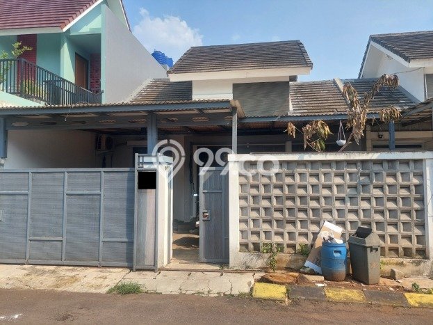 For Sale Rumah 2 Kamar Lokasi Ideal Bagus dan Strategis di Ciputat For Sale Rumah 2 Kamar Lokasi Ideal Bagus dan Strategis di Ciputat