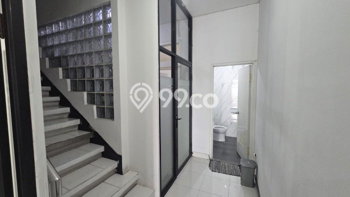 Ruko Dijual di Prime Area Bandung Luas 216m2 Ruko Dijual di Prime Area Bandung Luas 216m2