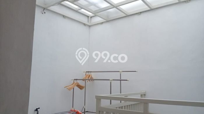 Rumah Modern Minimalis 3 KT Siap Huni di Lakarsantri Rumah Modern Minimalis 3 KT Siap Huni di Lakarsantri