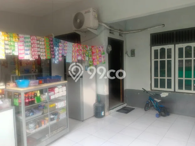 Dijual Rumah 5 Kamar Lokasi Strategis Bagus dan Strategis di Rungkut Dijual Rumah 5 Kamar Lokasi Strategis Bagus dan Strategis di Rungkut