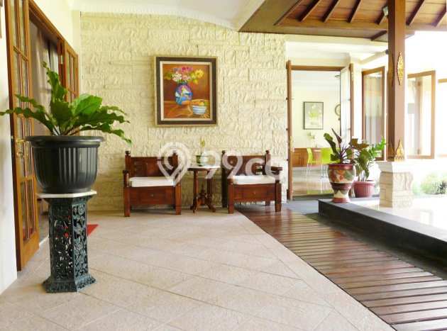 Ready to Use! Premium House LT 770m2 Desain Elegan di Bintaro Ready to Use! Premium House LT 770m2 Desain Elegan di Bintaro