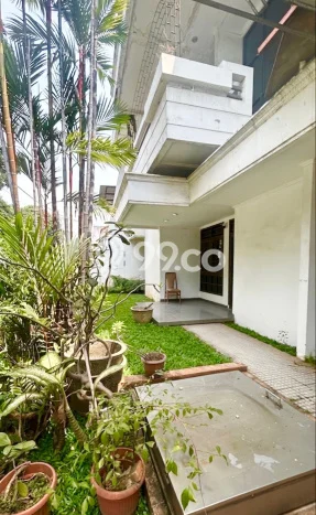 Siap Huni Hunian Elit 6 Kamar di Cengkareng Dekat ke Mana Saja Siap Huni Hunian Elit 6 Kamar di Cengkareng Dekat ke Mana Saja