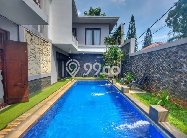 Dijual Rumah Luas Megah Dengan View Cantik di Bintaro, Jakarta Selatan Dijual Rumah Luas Megah Dengan View Cantik di Bintaro, Jakarta Selatan