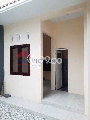 Ruko disewakan lokasi strategis Pakis Malang 180m2 Ruko disewakan lokasi strategis Pakis Malang 180m2