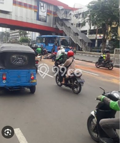 Ruko Dijual di Senen Jakarta Pusat dengan Luas Bangunan 420m2 Ruko Dijual di Senen Jakarta Pusat dengan Luas Bangunan 420m2