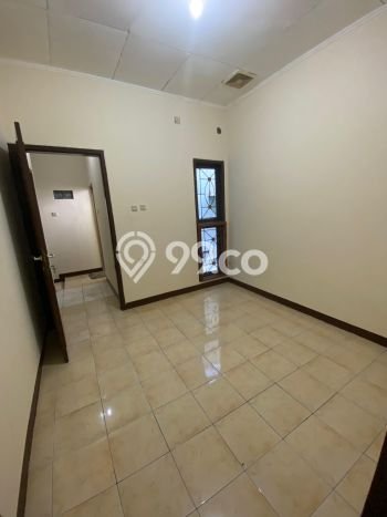 Dijual Rumah 4 Kamar Lokasi Strategis Nyaman dan Strategis di Cakung Dijual Rumah 4 Kamar Lokasi Strategis Nyaman dan Strategis di Cakung