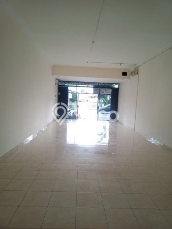 Ruko disewakan lokasi strategis Tegalrejo Yogyakarta 150m2 Ruko disewakan lokasi strategis Tegalrejo Yogyakarta 150m2