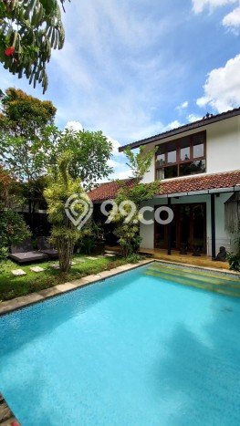 LOKASI STRATEGIS! Vila Kawasan Mantrijeron, Ukuran 1241m2m², View Menarik di area LOKASI STRATEGIS! Vila Kawasan Mantrijeron, Ukuran 1241m2m², View Menarik di area