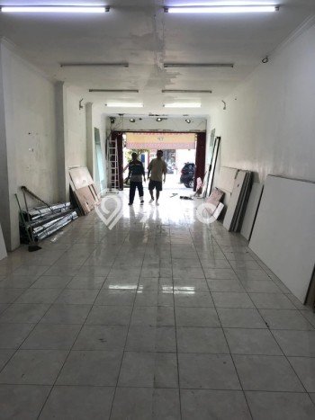 Disewakan Ruko di Pusat Kota Yogyakarta Ramai Strategis Disewakan Ruko di Pusat Kota Yogyakarta Ramai Strategis