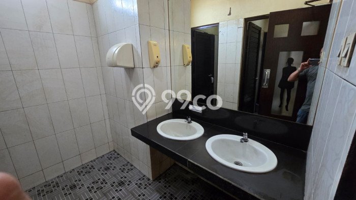 Unit Komersial Dijual di Depok Sleman 1350m2 Unit Komersial Dijual di Depok Sleman 1350m2