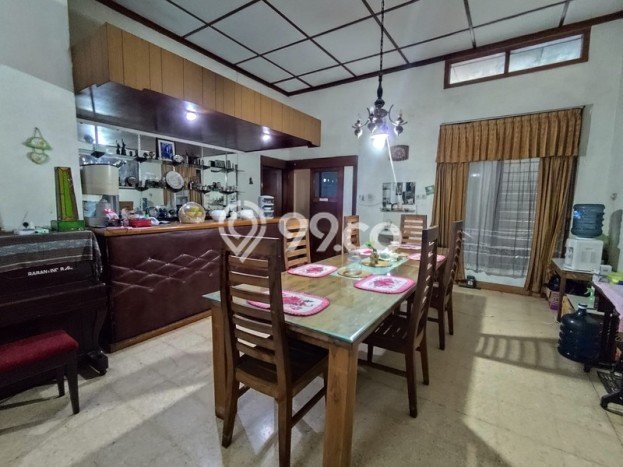 Rumah Luxury Modern Tanpa Renovasi di Sleman Yogyakarta Rumah Luxury Modern Tanpa Renovasi di Sleman Yogyakarta