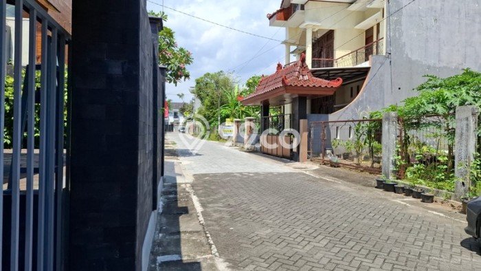 Siap Huni Hunian Elit 5 Kamar di Umbulharjo Dekat ke Mana Saja Siap Huni Hunian Elit 5 Kamar di Umbulharjo Dekat ke Mana Saja