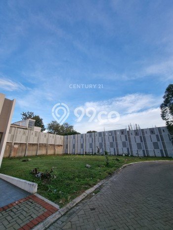 Lahan Strategis di Ciputat Dijual dengan Luas 105m2 Lahan Strategis di Ciputat Dijual dengan Luas 105m2