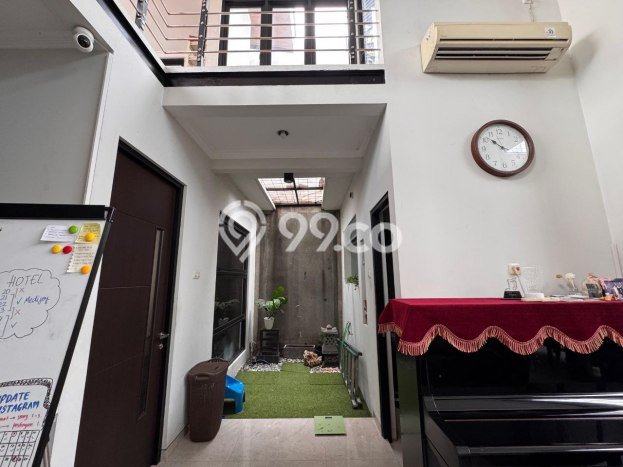 Dijual Rumah Mewah Exclusive di Tenggilis Mejoyo, Surabaya Dijual Rumah Mewah Exclusive di Tenggilis Mejoyo, Surabaya