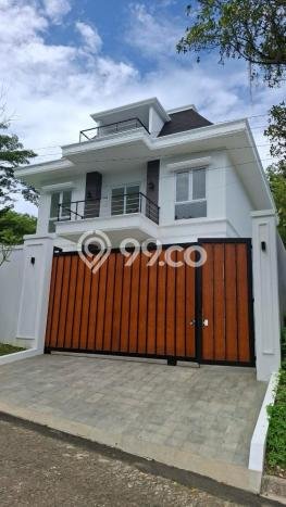 Rumah Elit Modern Tanpa Renovasi di Sentul Bogor Rumah Elit Modern Tanpa Renovasi di Sentul Bogor