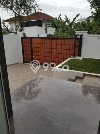 Rumah Elit Modern Tanpa Renovasi di Sentul Bogor Rumah Elit Modern Tanpa Renovasi di Sentul Bogor
