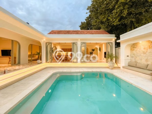 Vila Kawasan , Dimensi 400m2m², Cocok untuk berbagai keperluan Vila Kawasan , Dimensi 400m2m², Cocok untuk berbagai keperluan