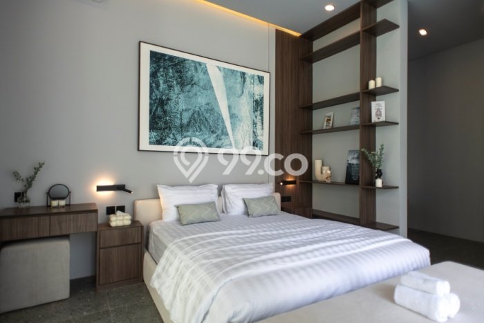 PELUANG INVESTASI! Vila Kawasan , Luas 967m2m², Prospek Bagus PELUANG INVESTASI! Vila Kawasan , Luas 967m2m², Prospek Bagus