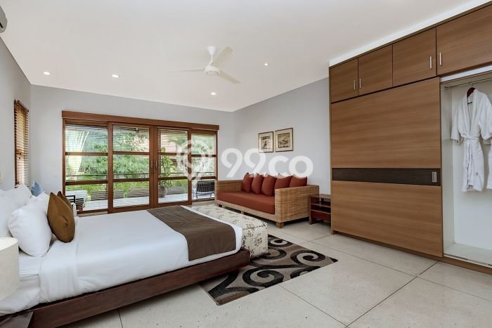 DIJUAL! Vila Kawasan , Area 1000m2m², Dekat Mudah Pusat Kota DIJUAL! Vila Kawasan , Area 1000m2m², Dekat Mudah Pusat Kota