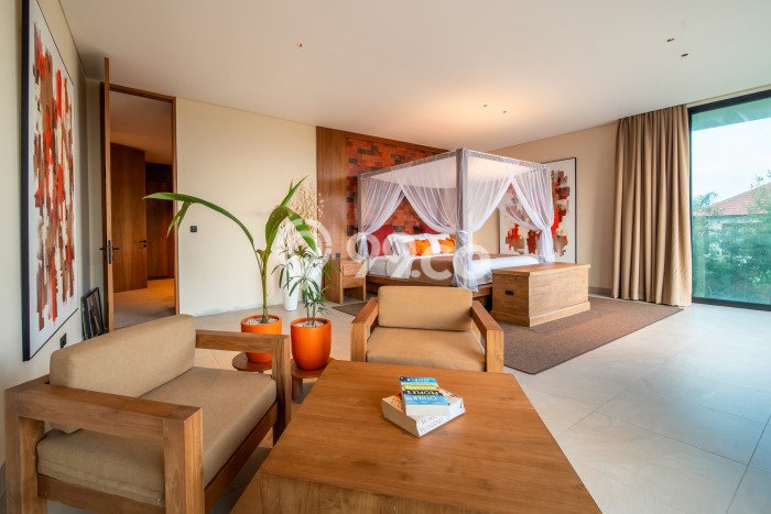 PELUANG INVESTASI! Vila Kawasan , Area 1150m2m², Hasil Menjanjikan PELUANG INVESTASI! Vila Kawasan , Area 1150m2m², Hasil Menjanjikan