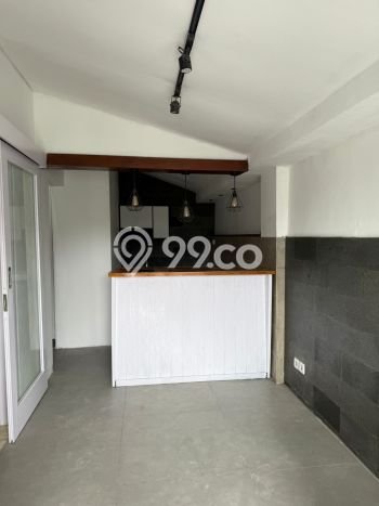 Vila di , Area 220m2m², Akses Mudah Pusat Kota Vila di , Area 220m2m², Akses Mudah Pusat Kota