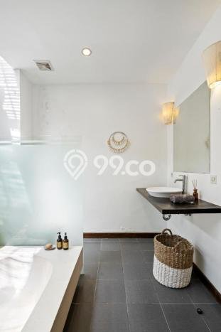Vila Kawasan , Area 206m2m², Ideal untuk tempat tinggal Anda Vila Kawasan , Area 206m2m², Ideal untuk tempat tinggal Anda