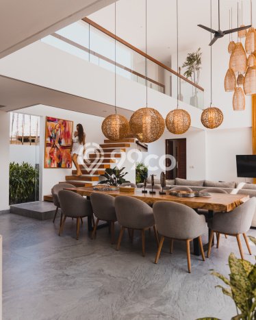 Peluang Langka! Vila Kawasan Kuta, Dimensi 570m2m², Area Prospektif dengan potensi meningkat Peluang Langka! Vila Kawasan Kuta, Dimensi 570m2m², Area Prospektif dengan potensi meningkat
